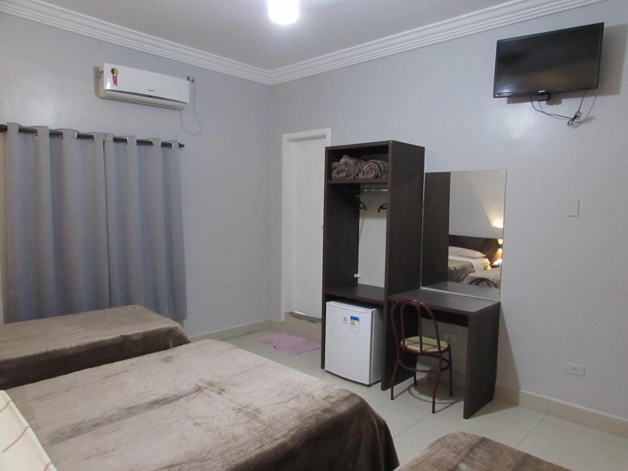 Hotel Tropicalia Proximo A 25 De Marco , Bras E Bom Retiro "Com Estacionamento Conveniado Ao Lado Do Hotel" ساو باولو المظهر الخارجي الصورة