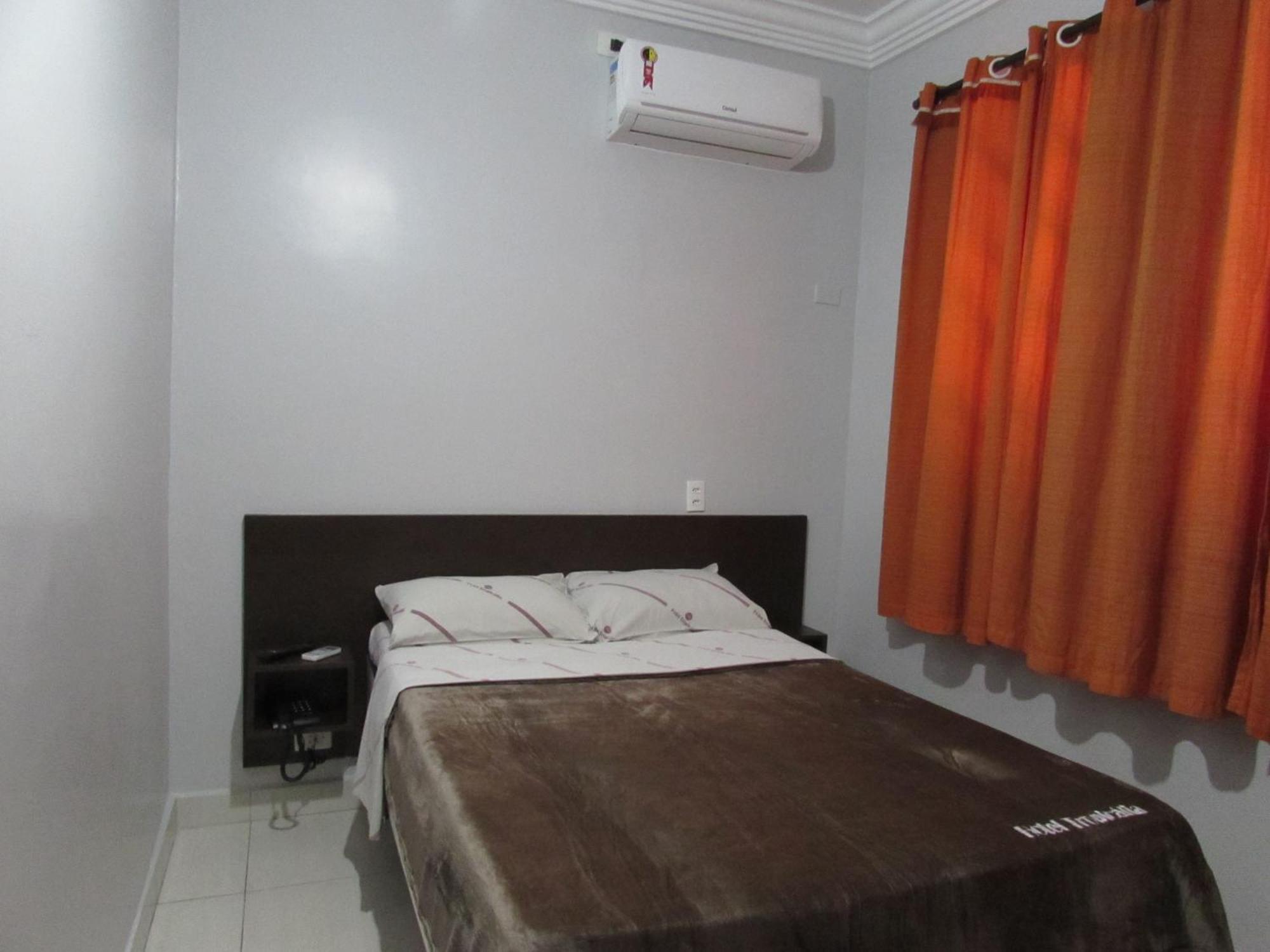 Hotel Tropicalia Proximo A 25 De Marco , Bras E Bom Retiro "Com Estacionamento Conveniado Ao Lado Do Hotel" ساو باولو المظهر الخارجي الصورة